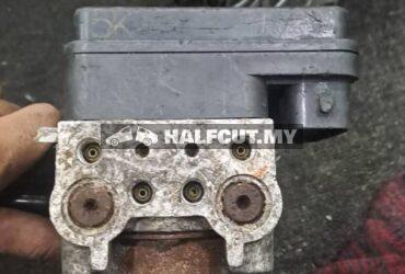 TOYOTA ALPHARD 5K ABS PUMP