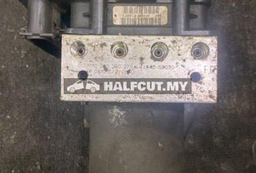 TOYOTA VELLFIRE 20 XZ ABS PUMP