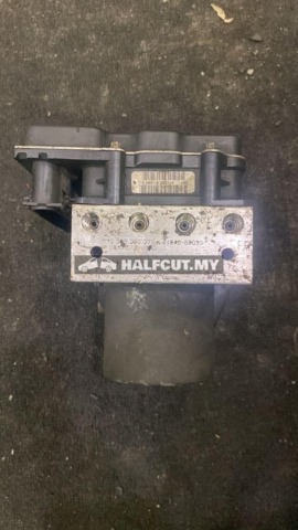 TOYOTA VELLFIRE 20 XZ ABS PUMP