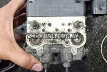 TOYOTA CAMRY ACV30 1K ABS PUMP