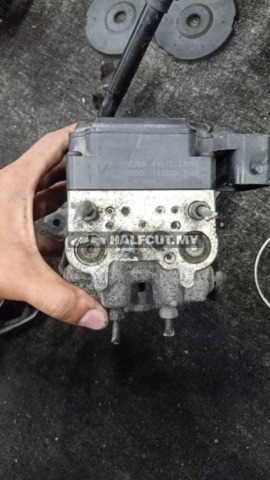 TOYOTA CAMRY ACV30 1K ABS PUMP