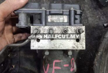 TOYOTA VELLFIRE 20 XZ ABS PUMP