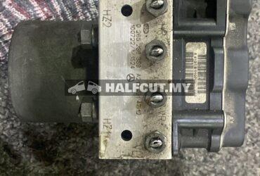 MERCEDES BENZ 212 431 47 12 ABS PUMP