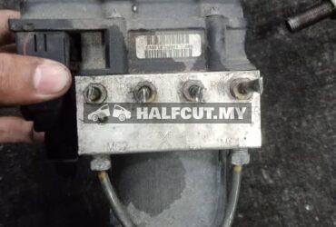 TOYOTA ESTIMA ACR50 X1 ABS PUMP