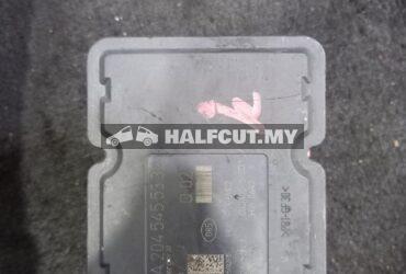 MERCEDES A204 545 53 32 ABS PUMP