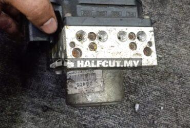 NISSAN SERENA C26 TD8405 ABS PUMP
