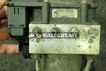 TOYOTA ESTIMA ACR50 XT ABS PUMP