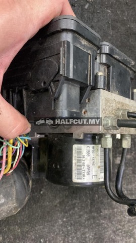 MAZDA 3 2010 BFD2-437AZ ABS PUMP