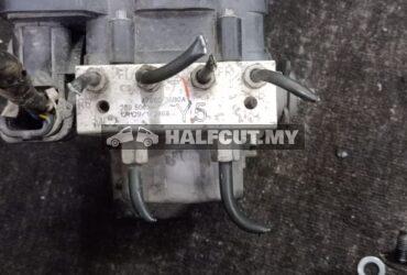 NISSAN SERENA C26 Y5 ABS PUMP