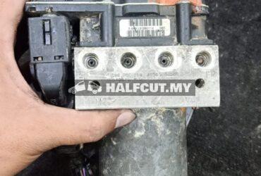 TOYOTA VELLFIRE 20 X2 ABS PUMP
