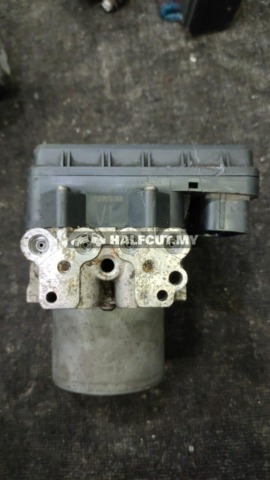 TOYOTA WISH 20 VL ABS PUMP