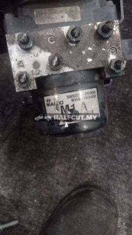 KIA SPORTAGE M1 A ABS PUMP