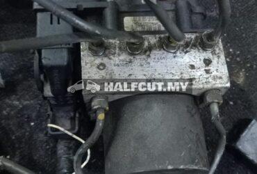TOYOTA ESTIMA ACR55 XT ABS PUMP