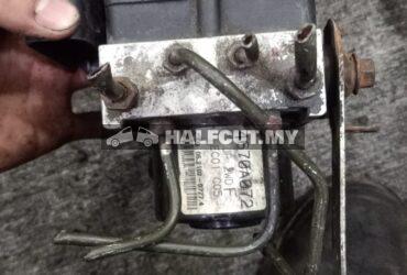 MITSUBISHI LANCER EVOLUTION EVO 10 4670AO72 ABS PUMP