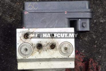 TOYOTA HILUX HILUX KUN 25 6C ABS PUMP