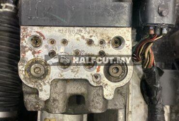 TOYOTA CAMRY 30 1K ABS PUMP