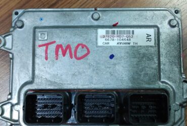 AR 37820-RD7-Q52 ECU