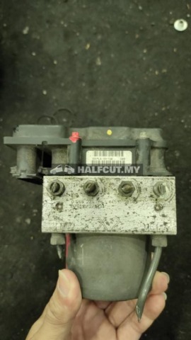 TOYOTA ESTIMA ACR50 X2 ABS PUMP