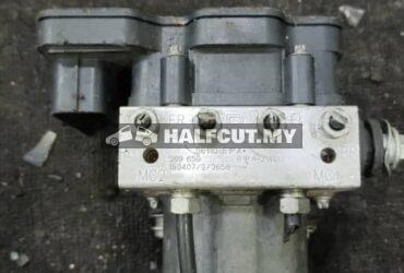 SUZUKI SWIFT 14 56110-61PA P ABS PUMP