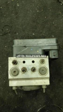 MITSUBISHI TRITON M5 ABS PUMP