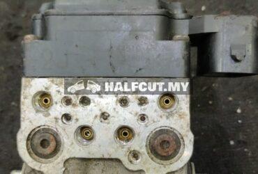 TOYOTA WISH 10 2J ABS PUMP