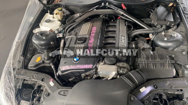 BMW Z4 BODY PARTS ENGINE GEARBOX HALFCUT HALF CUT