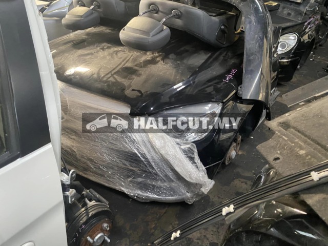 MERCEDES BENZ W204 BODY PARTS ENGINE GEARBOX HALFCUT HALF CUT