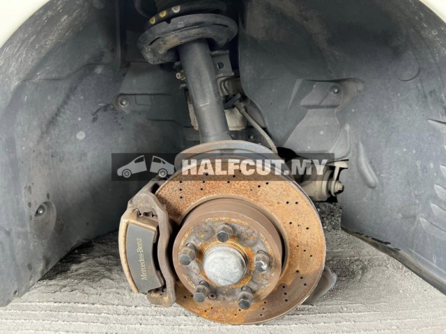 MERCEDES BENZ W204 CGI TURBO CKD HALFCUT HALF CUT