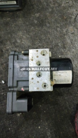 AUDI Q7 4L0 614 517 A ABS PUMP