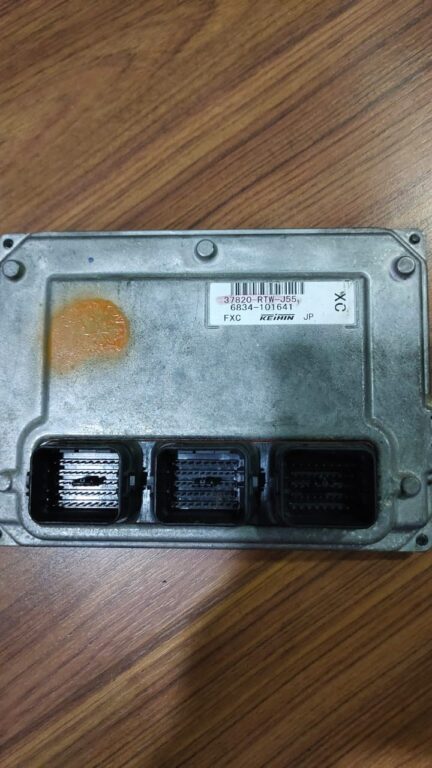 XC 37820-RTW-J55 ECU