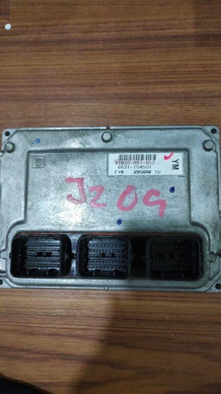 YM 37820-RB7-Q52 ECU