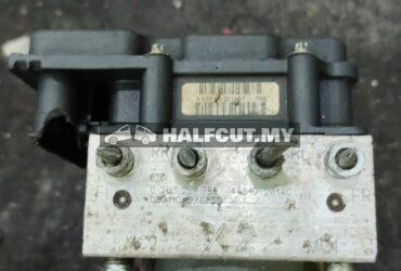 TOYOTA ESTIMA ACR50 X2 ABS PUMP