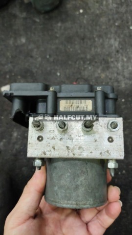 TOYOTA ESTIMA ACR50 X2 ABS PUMP