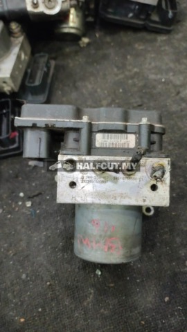 BMW X1 0 265 236 157 ABS PUMP