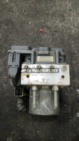 TOYOTA VELLFIRE 20 XZ ABS PUMP