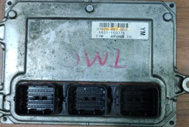 YM 37820-RB7-Q52 ECU