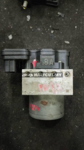 LEXUS NX200 133920-0020 Z8A ABS PUMP