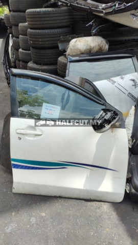 TOYOTA AVANZA 652 F RH DOOR