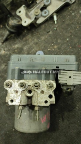 TOYOTA WISH 09 VL ABS PUMP