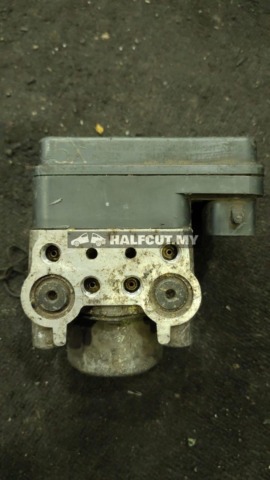 TOYOTA WISH ZNE10 5X ABS PUMP