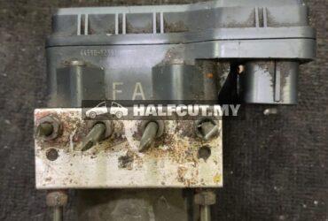 TOYOTA ALTIS 09 FA ABS PUMP