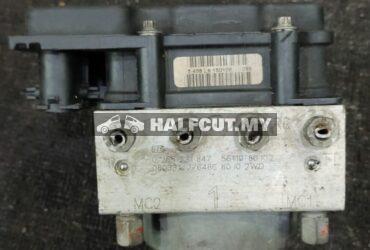 SUZUKI SX4 56110-80 J02 1 ABS PUMP