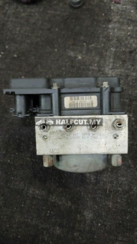 SUZUKI SX4 56110-80 J02 1 ABS PUMP