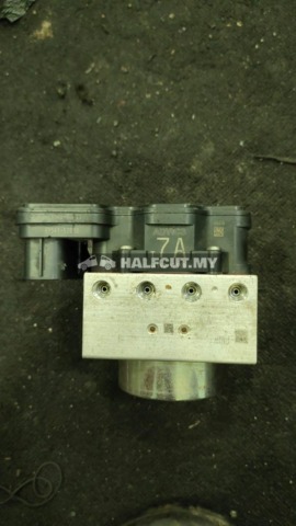 TOYOTA SIENTA 7A ABS PUMP