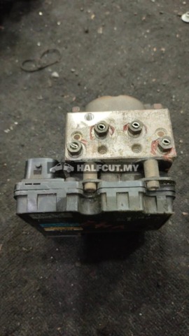 TOYOTA VIOS NCP42 89541-52230 ABS PUMP