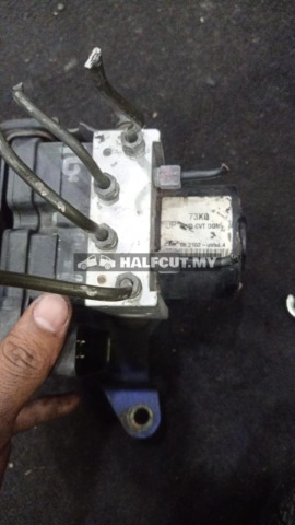 SUZUKI SWIFT 73K0 ABS PUMP