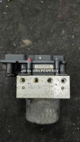 TOYOTA CAMRY ACV40 0265231867 X9 ABS PUMP