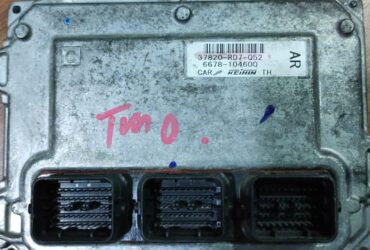 AR 37820-RD7-Q52 ECU