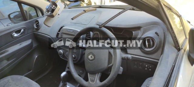 RENAULT CAPTUR H5FG FRT CUT AND REAR CUT