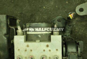 NISSAN NAVARA ABS PUMP T